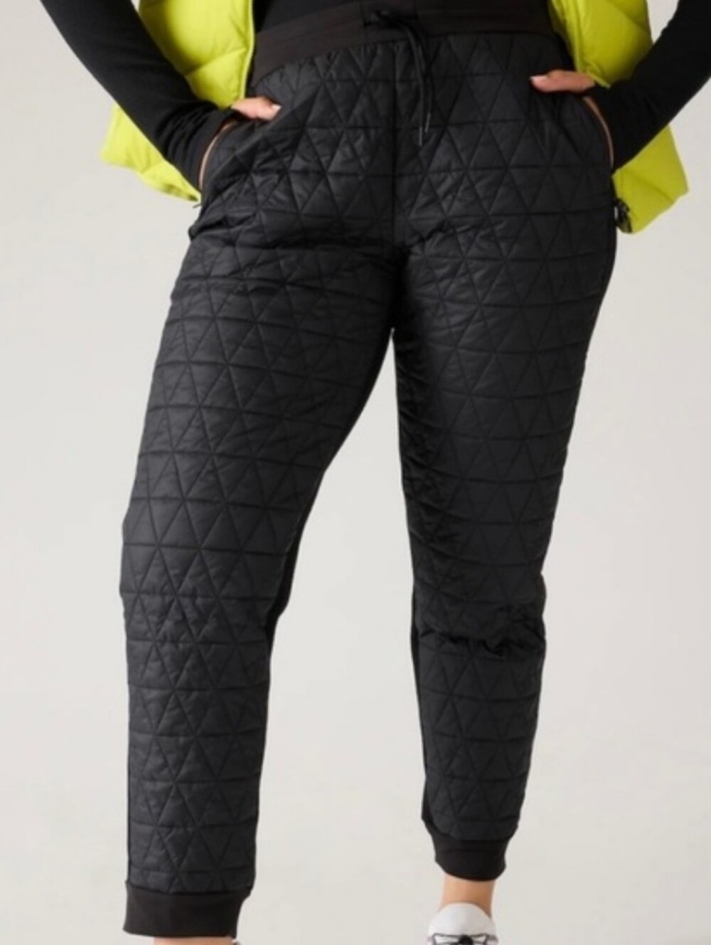 NWOT!! Athleta, Quilted Black Jogger Pants. Size S